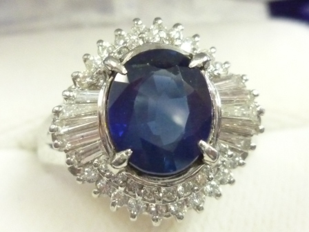 Pt900　サファイヤ　リング