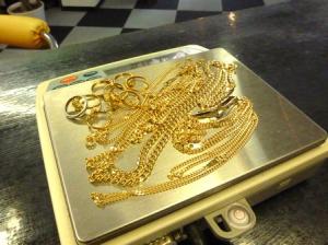 金高価買取三宮