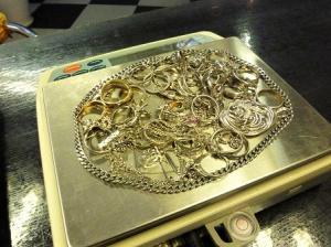 プラチナ買取神戸三宮