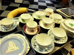 ブランド食器買取神戸三宮