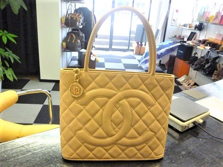 シャネル買取神戸