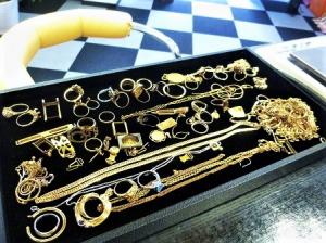 宅配買取金買取神戸