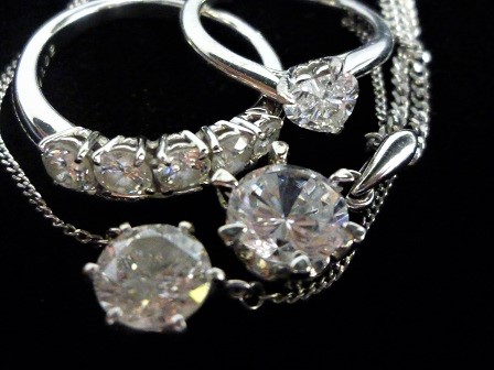 ダイヤモンド買取芦屋