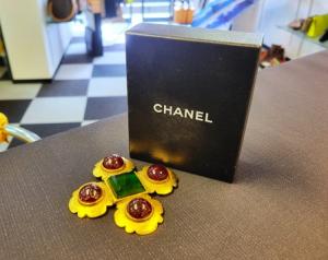 シャネル買取三宮